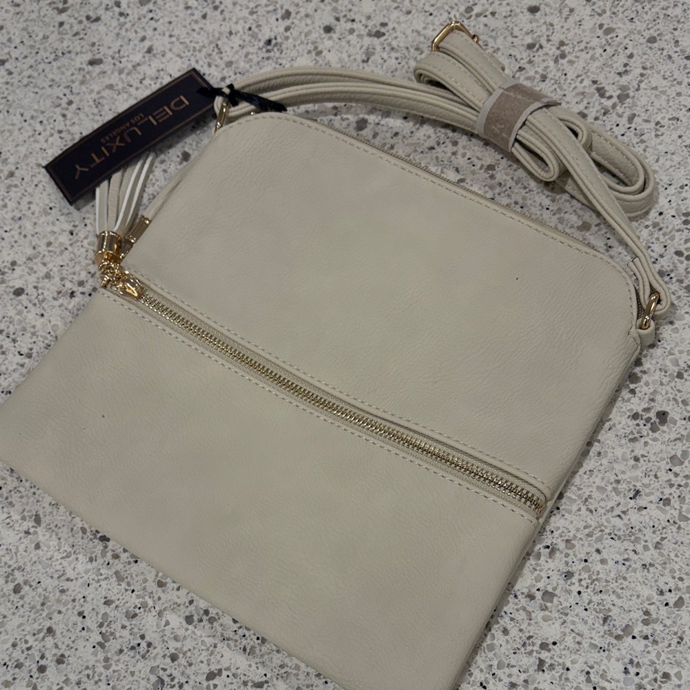 Deluxity LA Cream Crossbody Bag, BNWT